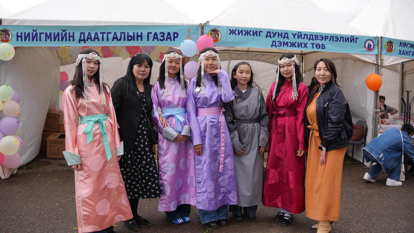  Олон Улсын хүүхдийн эрхийг хамгаалах өдрийн мэндийг хүргэе.