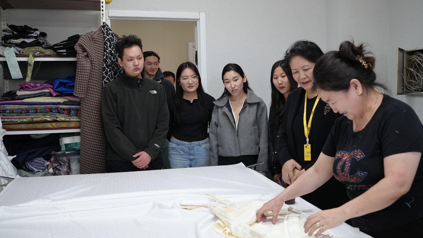 ТТИС-ийн оюутнууд манай төвд зочиллоо!